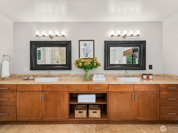 15511 SE 16th Street, Bellevue WA 98007