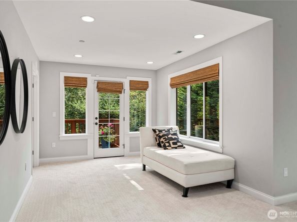 15511 SE 16th Street, Bellevue WA 98007