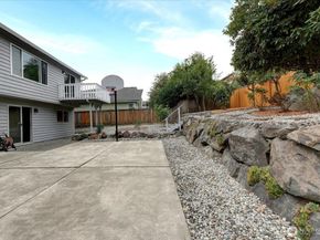 32837 17th Avenue SW, Federal Way WA 98023