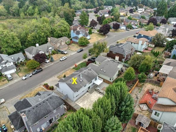 32837 17th Avenue SW, Federal Way WA 98023