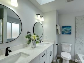 32837 17th Avenue SW, Federal Way WA 98023