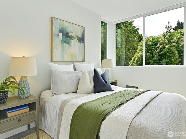 1159 NE 55th Street, Seattle WA 98105