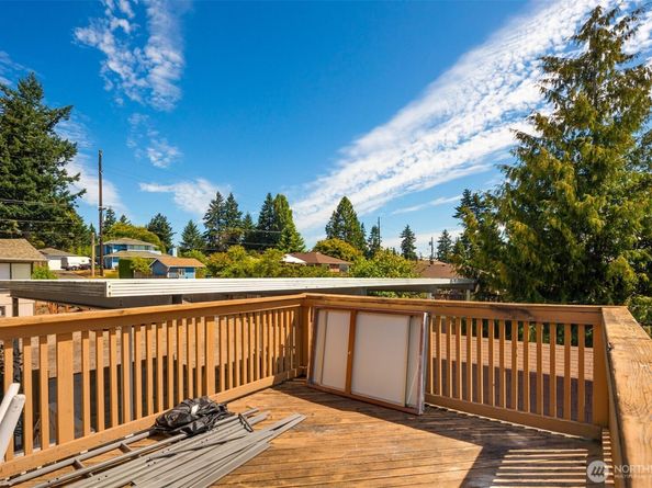 20816 7th Avenue S, Des Moines WA 98198