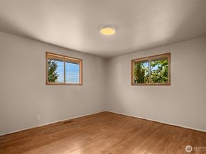20816 7th Avenue S, Des Moines WA 98198