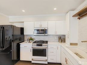1526 NW 58th Street 202, Seattle WA 98107