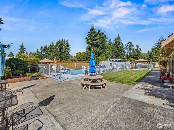 24837 13th Avenue S, Des Moines WA 98198