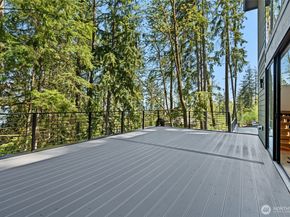 17720 SE 63rd Place, Bellevue WA 98006