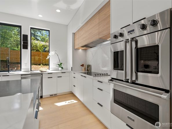 17720 SE 63rd Place, Bellevue WA 98006