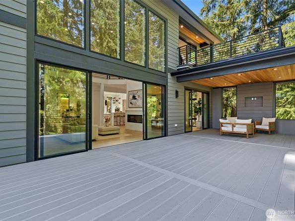 17720 SE 63rd Place, Bellevue WA 98006