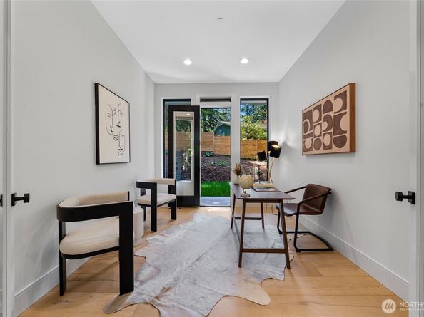 17720 SE 63rd Place, Bellevue WA 98006