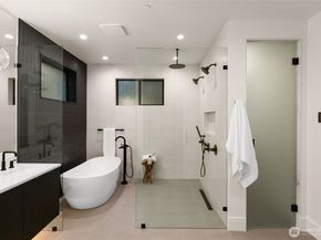 17720 SE 63rd Place, Bellevue WA 98006