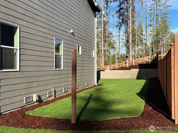 1972 NW Meadowview Drive 4, Poulsbo WA 98370