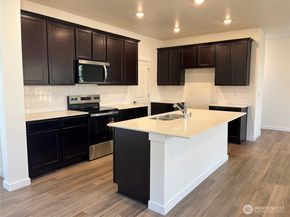 1972 NW Meadowview Drive 4, Poulsbo WA 98370