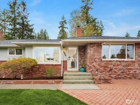 405 240th Street SW, Bothell WA 98021