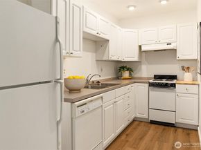 405 240th Street SW, Bothell WA 98021