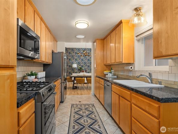 405 240th Street SW, Bothell WA 98021