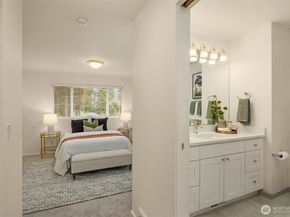 405 240th Street SW, Bothell WA 98021