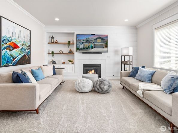13665 NE 203rd Street, Woodinville WA 98072