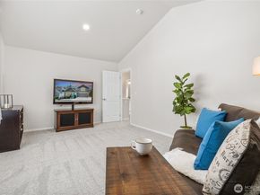 13665 NE 203rd Street, Woodinville WA 98072