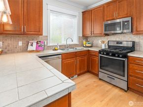 13665 NE 203rd Street, Woodinville WA 98072