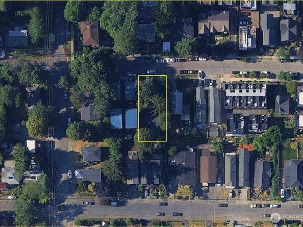 3915 S Brandon Street, Seattle WA 98118