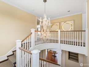 2720 W Galer Street, Seattle WA 98199