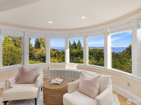 2720 W Galer Street, Seattle WA 98199