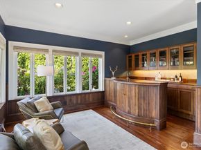 2720 W Galer Street, Seattle WA 98199