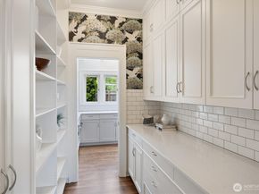 2720 W Galer Street, Seattle WA 98199