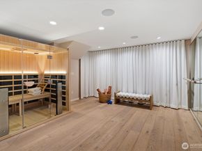 2720 W Galer Street, Seattle WA 98199