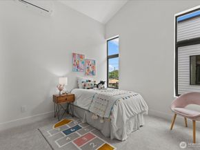 128 24th Avenue, Seattle WA 98122
