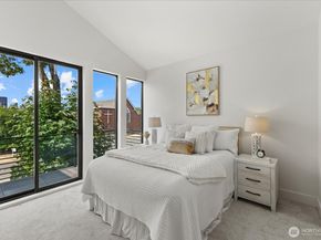 128 24th Avenue, Seattle WA 98122