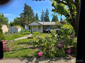 3642 172nd Avenue NE, Redmond WA 98052