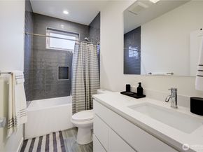 14012 Midvale Avenue N, Seattle WA 98133