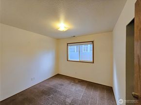 8803 15th Avenue NE, Seattle WA 98115