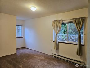 8803 15th Avenue NE, Seattle WA 98115