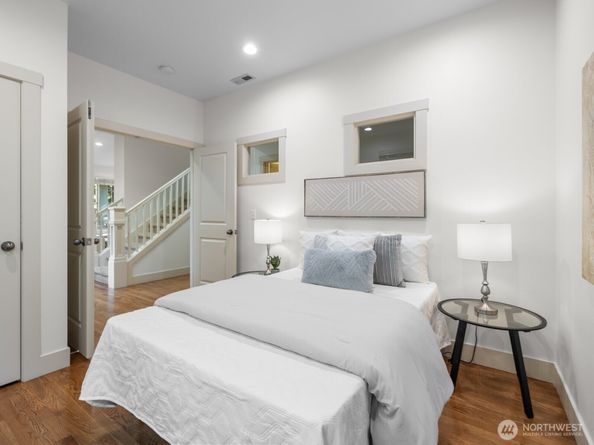 10909 243rd Avenue NE, Redmond WA 98053