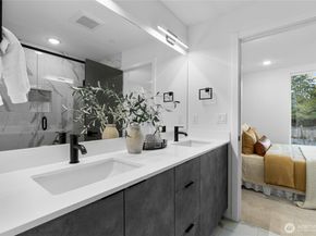 12512 35th Avenue NE B, Seattle WA 98125