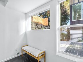 12512 35th Avenue NE B, Seattle WA 98125