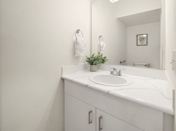 5003 Lake Avenue S B, Renton WA 98055