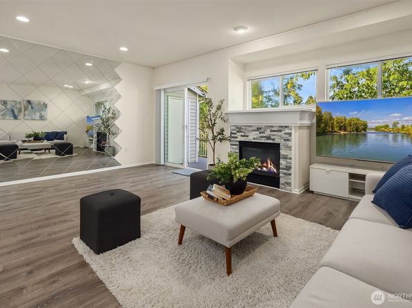 5003 Lake Avenue S B, Renton WA 98055
