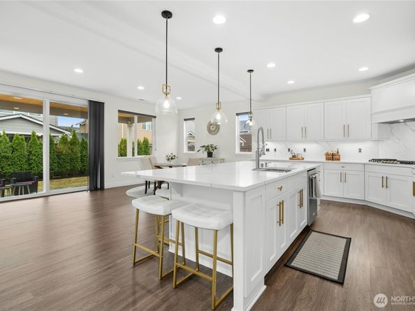 15013 126th Avenue NE, Woodinville WA 98072