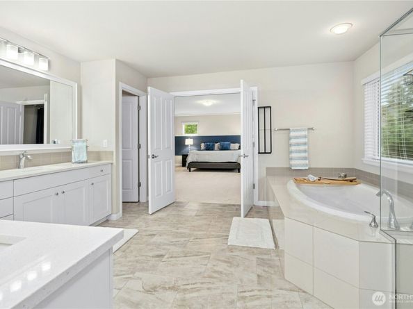 15013 126th Avenue NE, Woodinville WA 98072