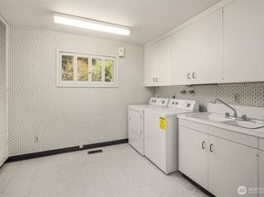 7775 Shore Lane, Mercer Island WA 98040