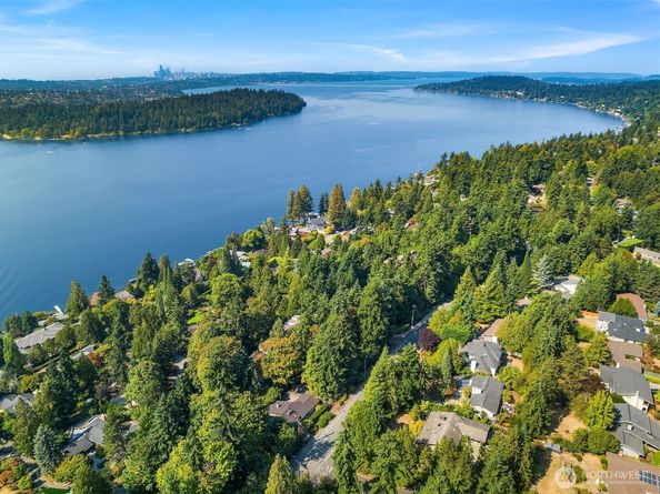 7775 Shore Lane, Mercer Island WA 98040
