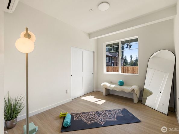10925 6th Avenue W C, Everett WA 98024
