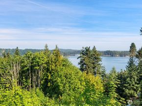 3620 NE Bahia Vista, Bremerton WA 98310