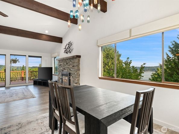 3620 NE Bahia Vista, Bremerton WA 98310