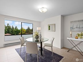 6714 Park Point Way NE, Seattle WA 98115