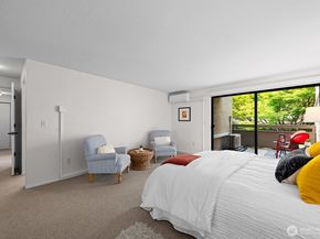 6714 Park Point Way NE, Seattle WA 98115